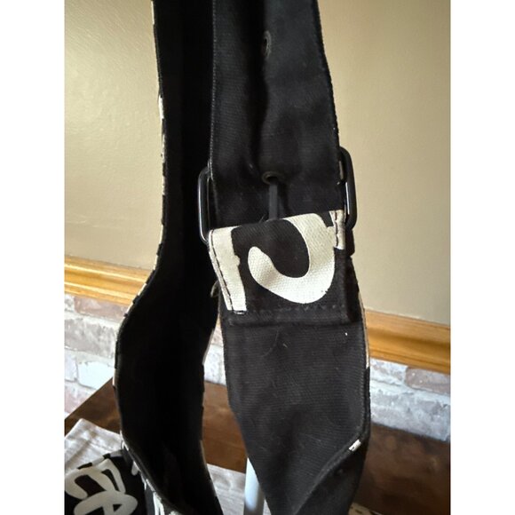 Myrtle Beach Robin Ruth Black & Multicolor Shoulder Bag - Picture 8 of 16